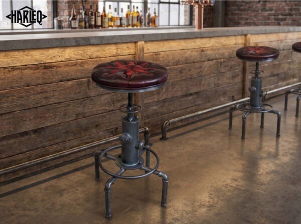 Sgabello Industriale Chesterfield Harleq Steampunk da bar regolabile